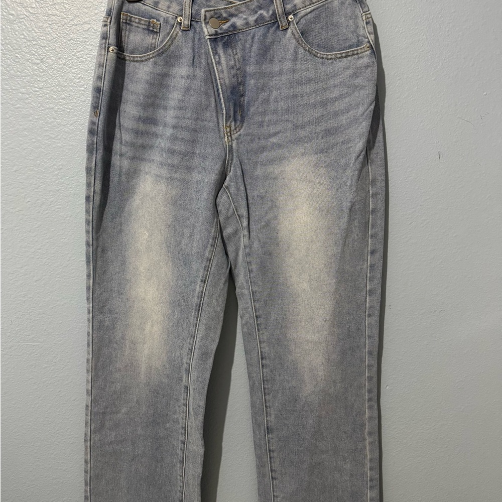 SHEIN Blue Relaxed Jeans with Vintage Fading